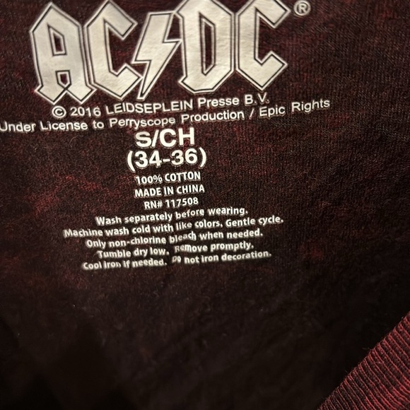 AC/DC sleeveless red muscle tee bleach dye effect s 34-36 - Picture 6 of 6